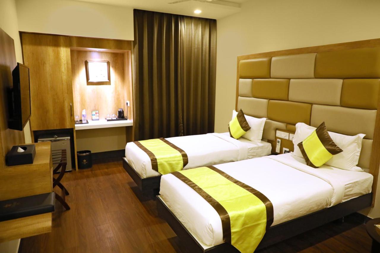 Taz Kamar Family Hotel شيناي المظهر الخارجي الصورة