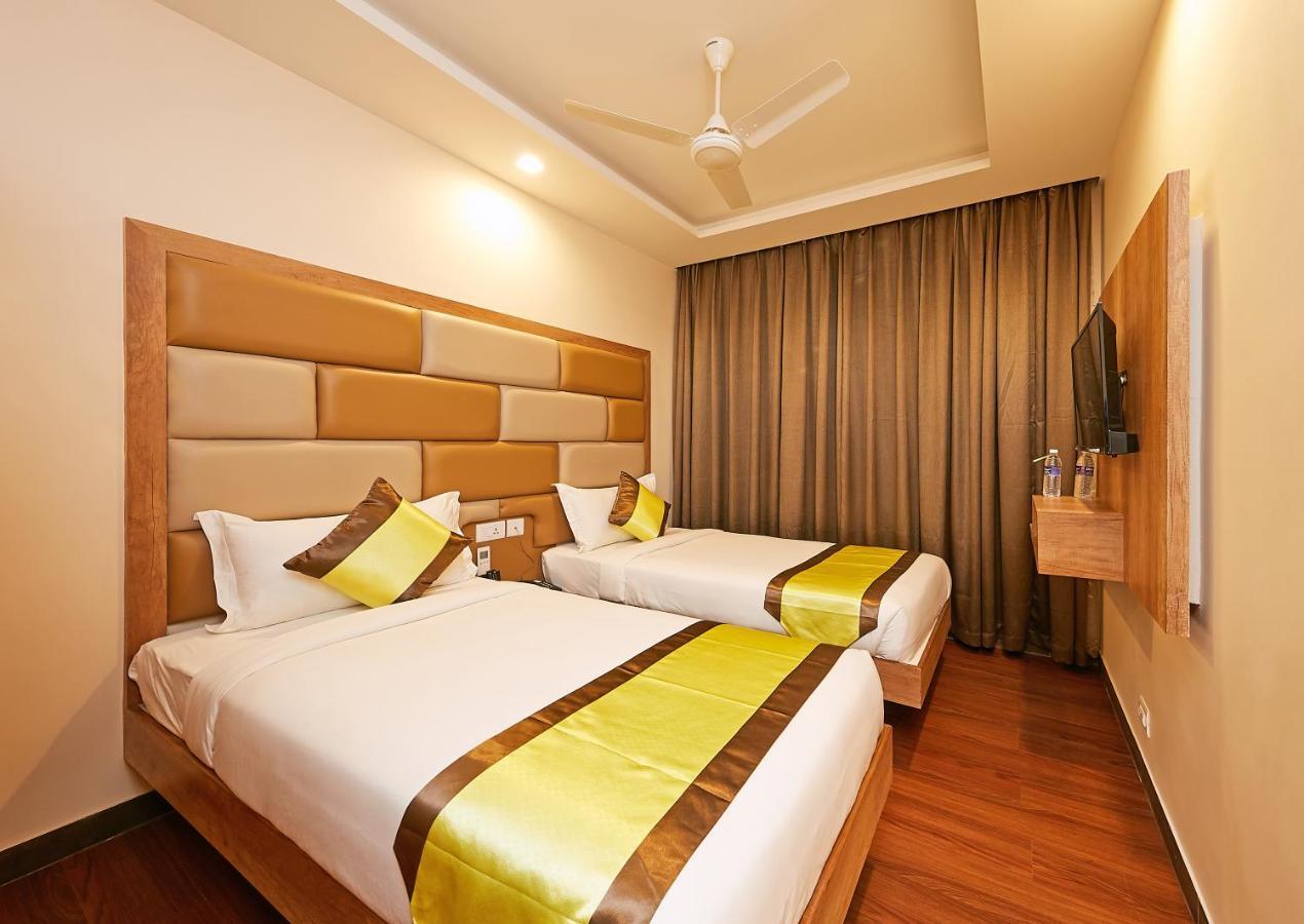 Taz Kamar Family Hotel شيناي المظهر الخارجي الصورة